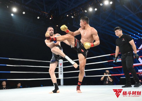 “伊朗大魔王”尼卡一夜封将，斩获格斗时刻63KG级金腰带，郑召玉复仇之战热血胜利！